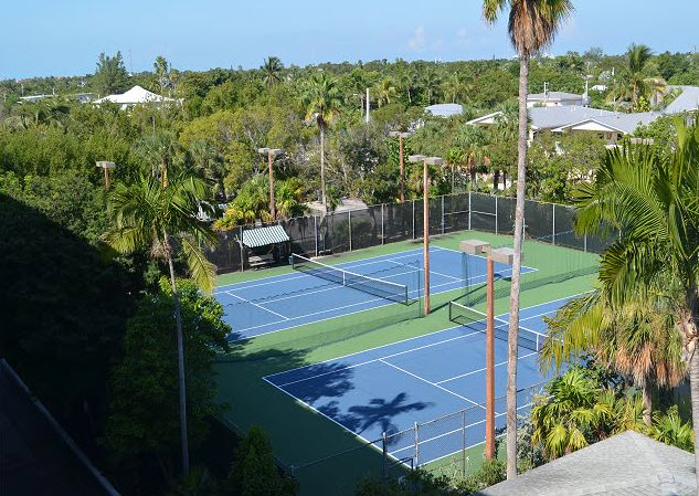 1800 Atlantic Resort tennis courts